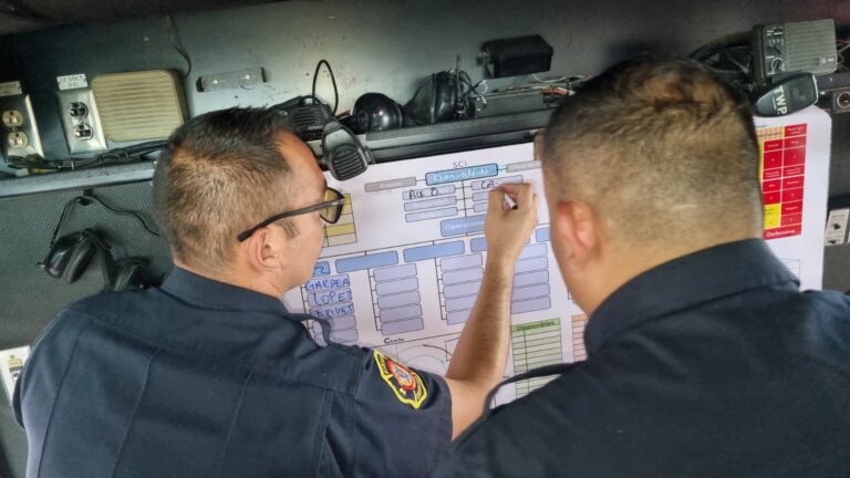 Bomberos refuerzan preparación ante materiales peligrosos