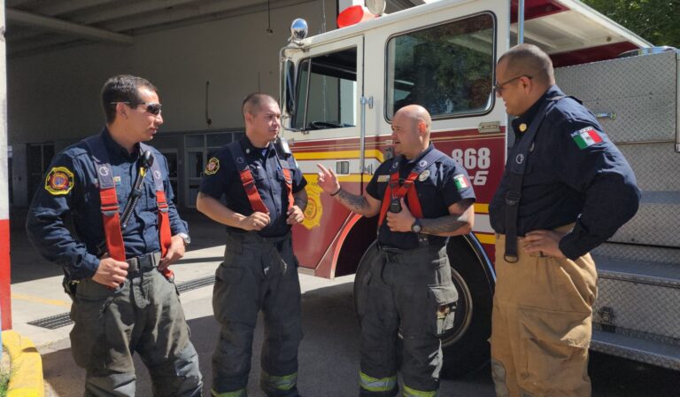 Vocación y valentía distinguen a los bomberos