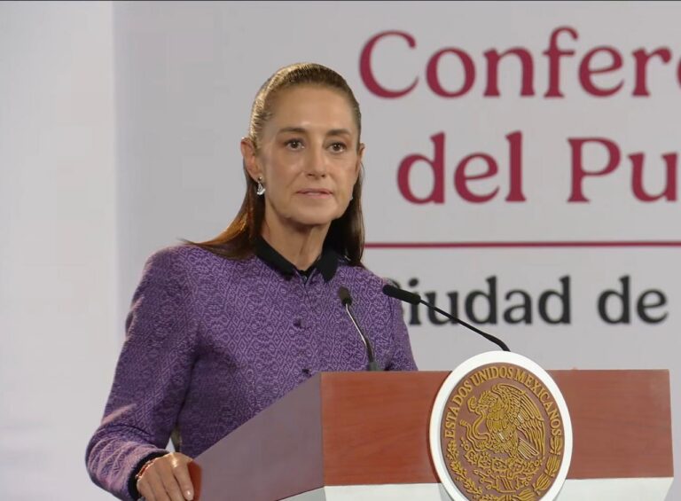Sheinbaum critica retiro de ficha roja de Interpol